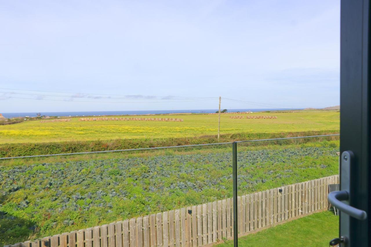 Stunning Home, Sea Views, Walk To Beach Saint Ervan Exterior photo